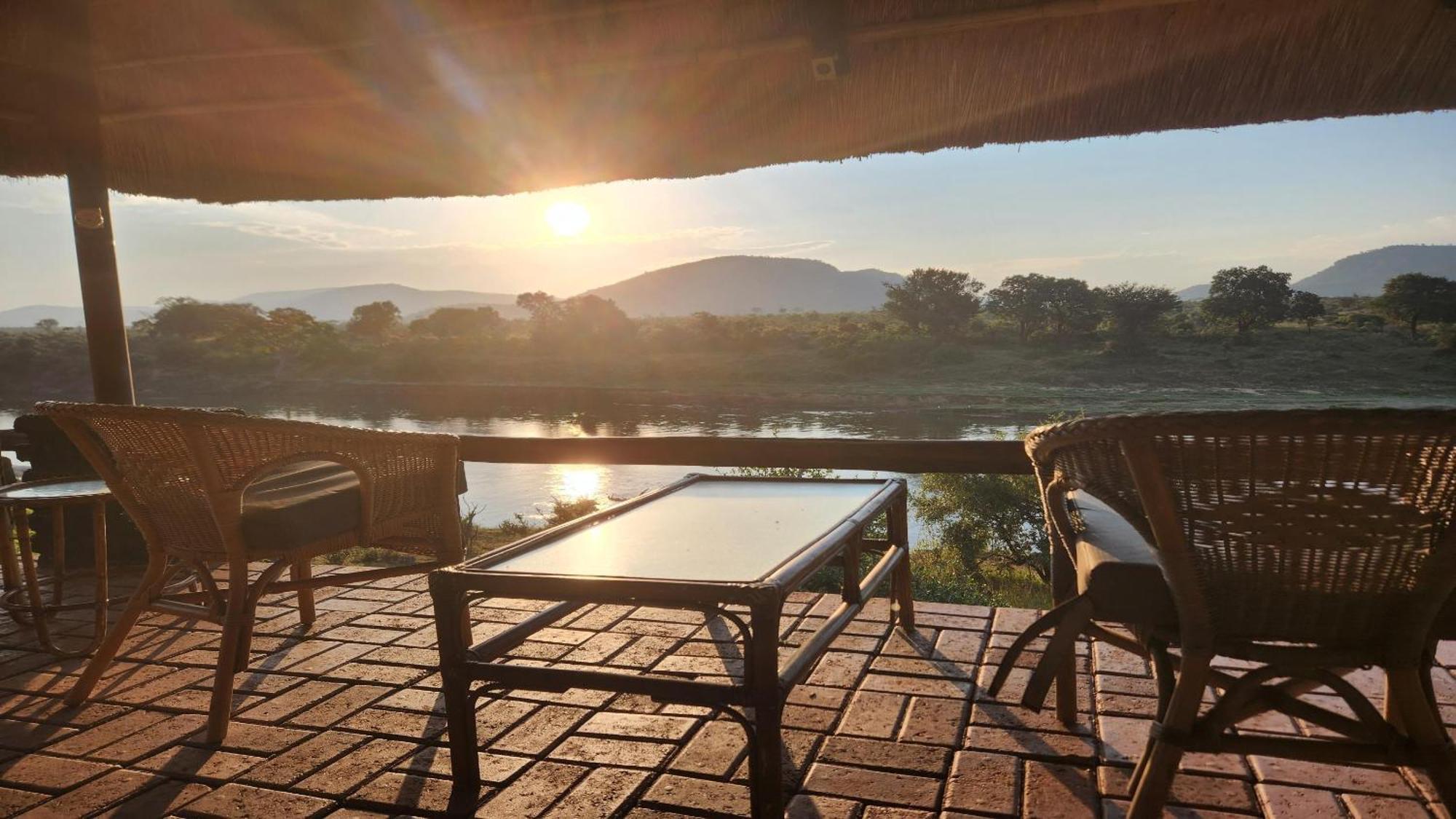River Cottage Lodge Malalane Ngoại thất bức ảnh
